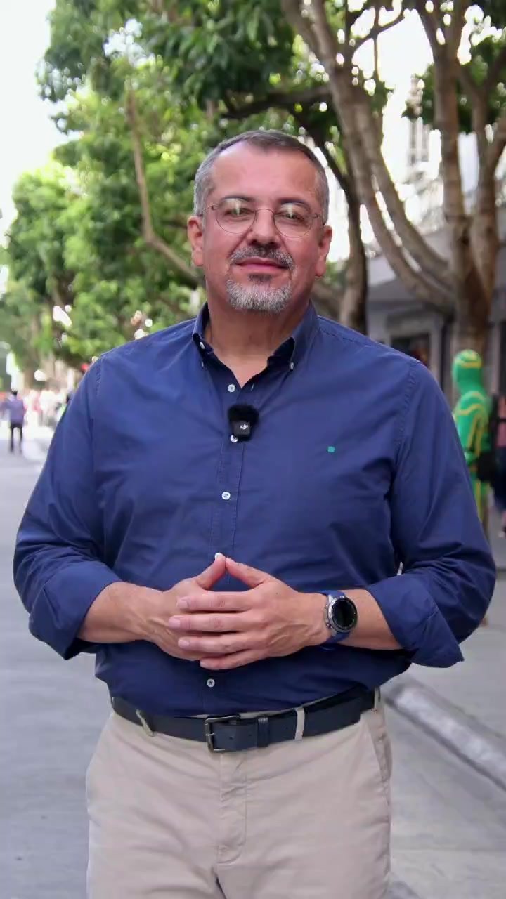 Toleramos la ilegalidad, pero censuramos la identidad.